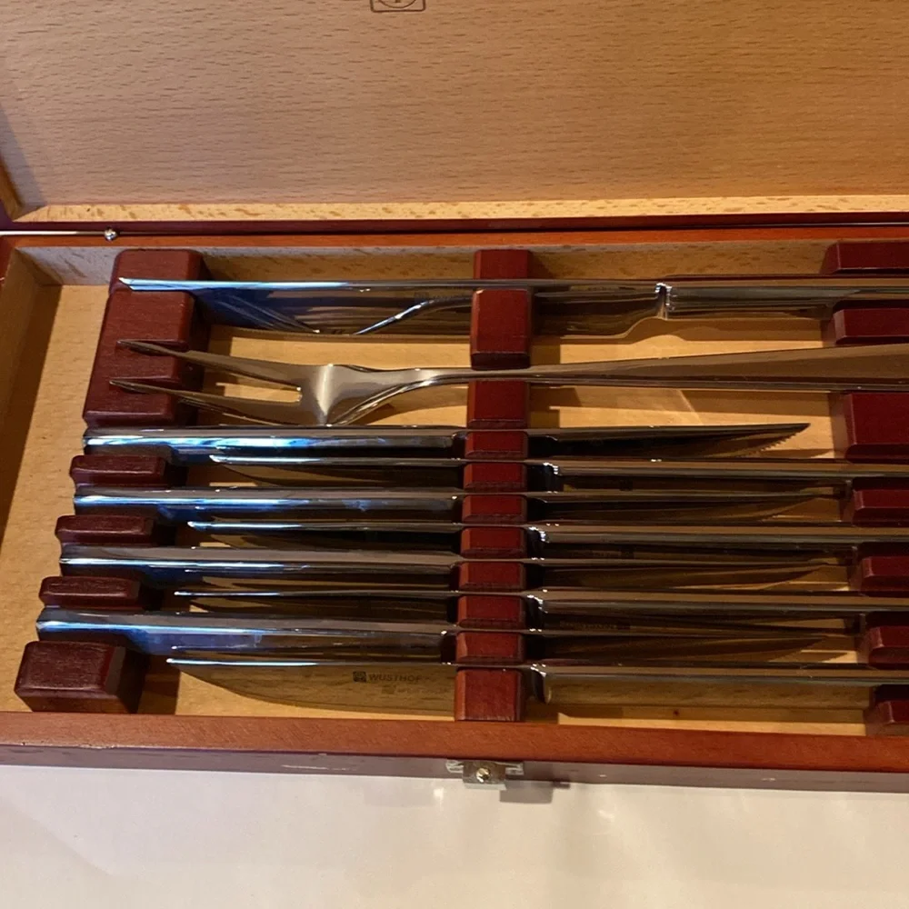 Wusthof Stainless Steel 10 Piece Steak and Carving Set with Presentation Chest